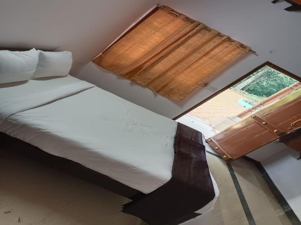 Qexperiences Coorg Hotel Madikeri Eksteriør billede